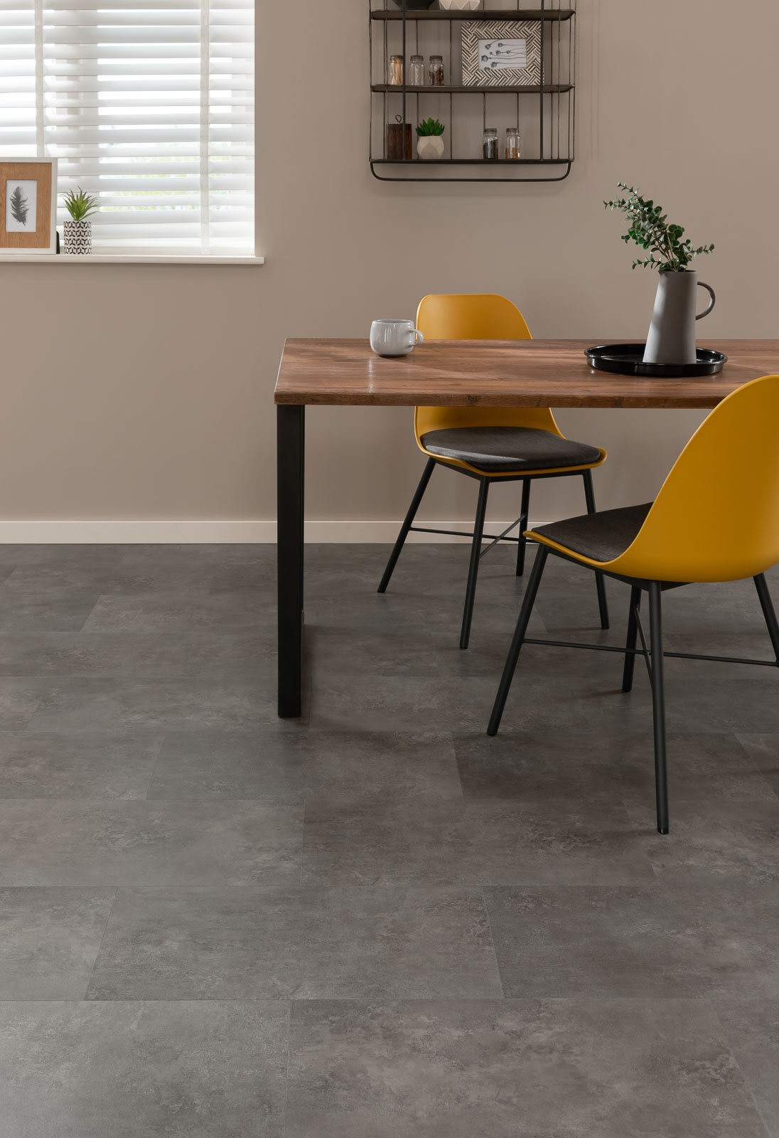Bay SB5S2792: Click Luxury Vinyl tiles from the Amtico Click Smart